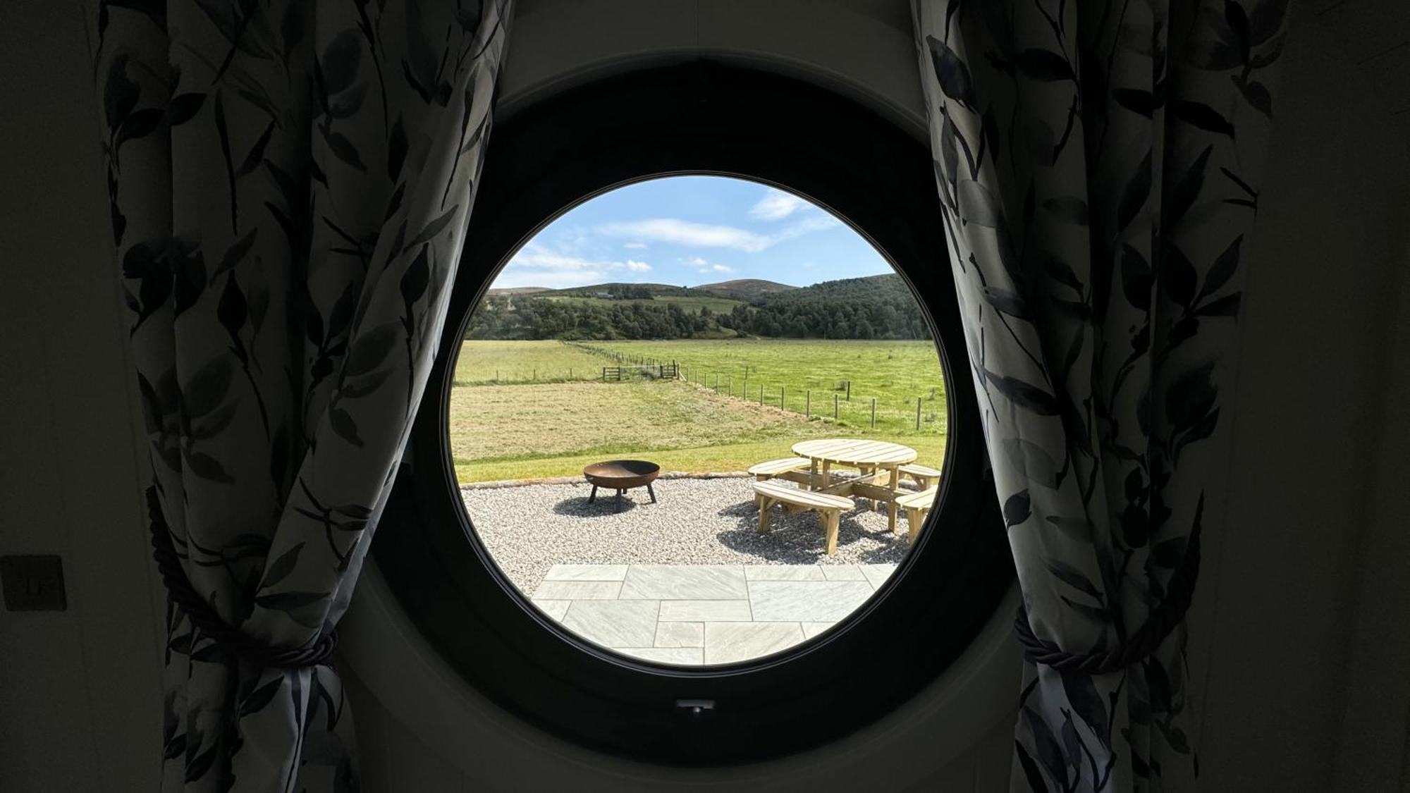 Juniper Lodges Inverness Exterior foto