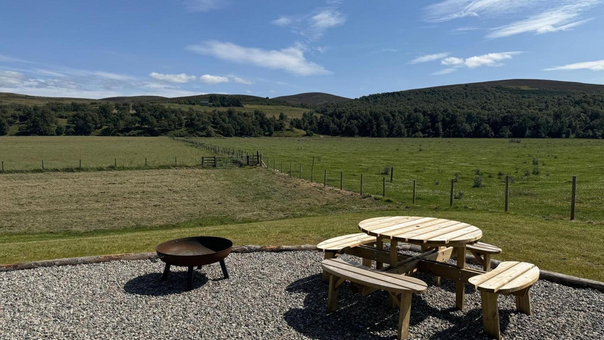 Juniper Lodges Inverness Exterior foto